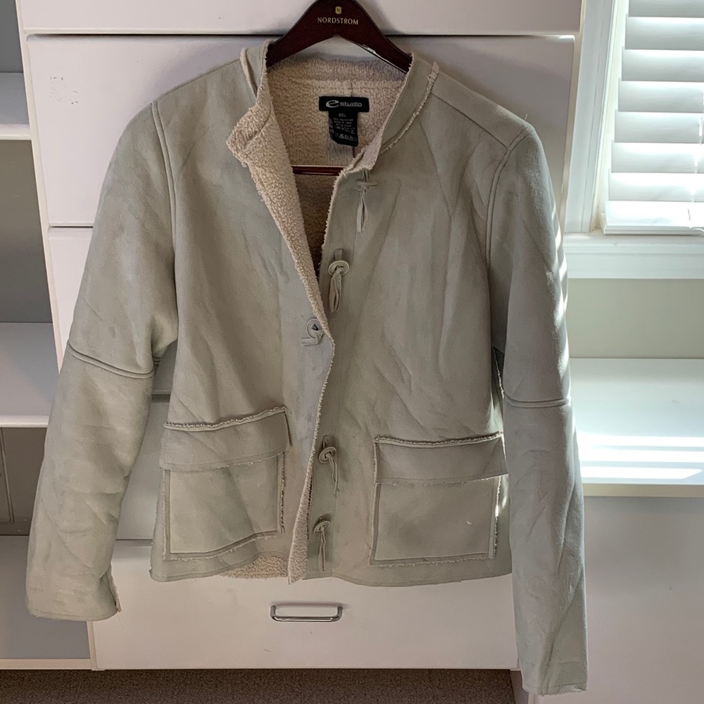 Like New eStudio Suede and Sherpa Jacket